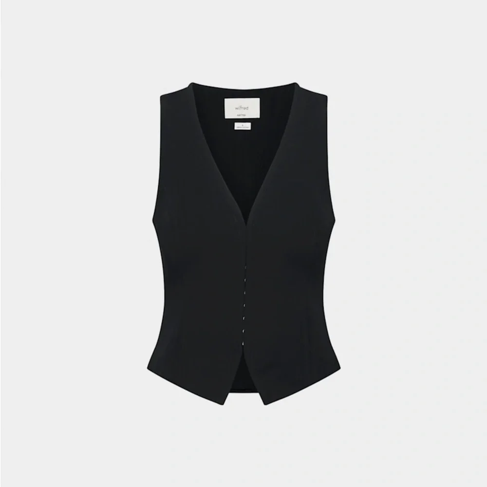 Aritzia Wilfred Black Crepette Attire Vest - Picture 2 of 6